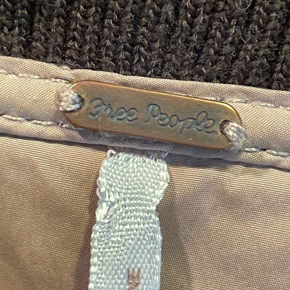 Ladies FREE PEOPLE Quilted Tan/Brown Bomber - Picture 4 of 6